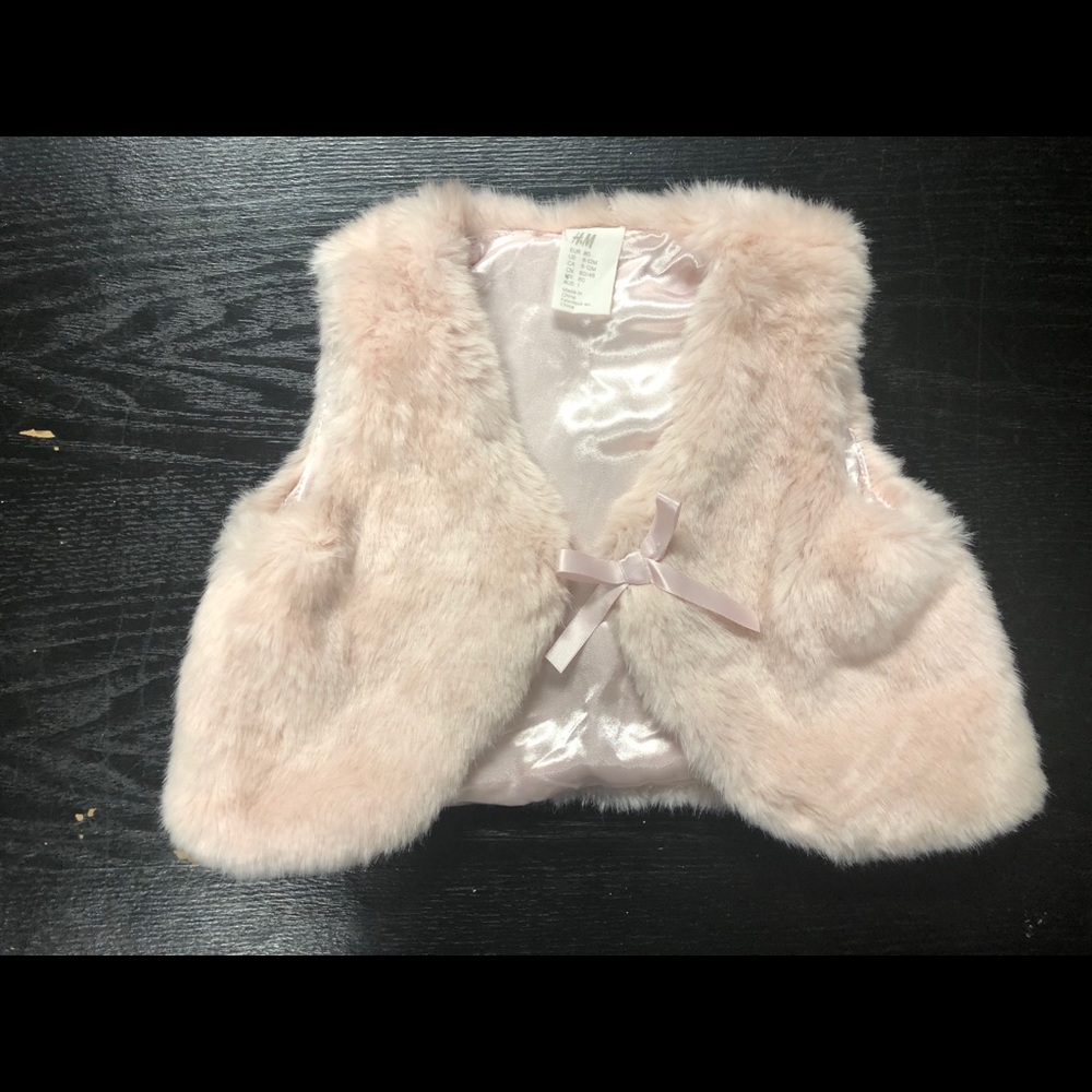 H&M Baby Girl Faux Fur Vest in Blush Pink